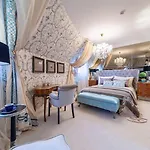 Suter Palace Heritage Boutique 5*